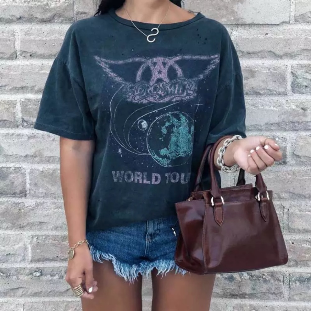 Charcoal Aerosmith World Tour Band Music Graphic Tee T-Shirt Top - Picture 4 of 11